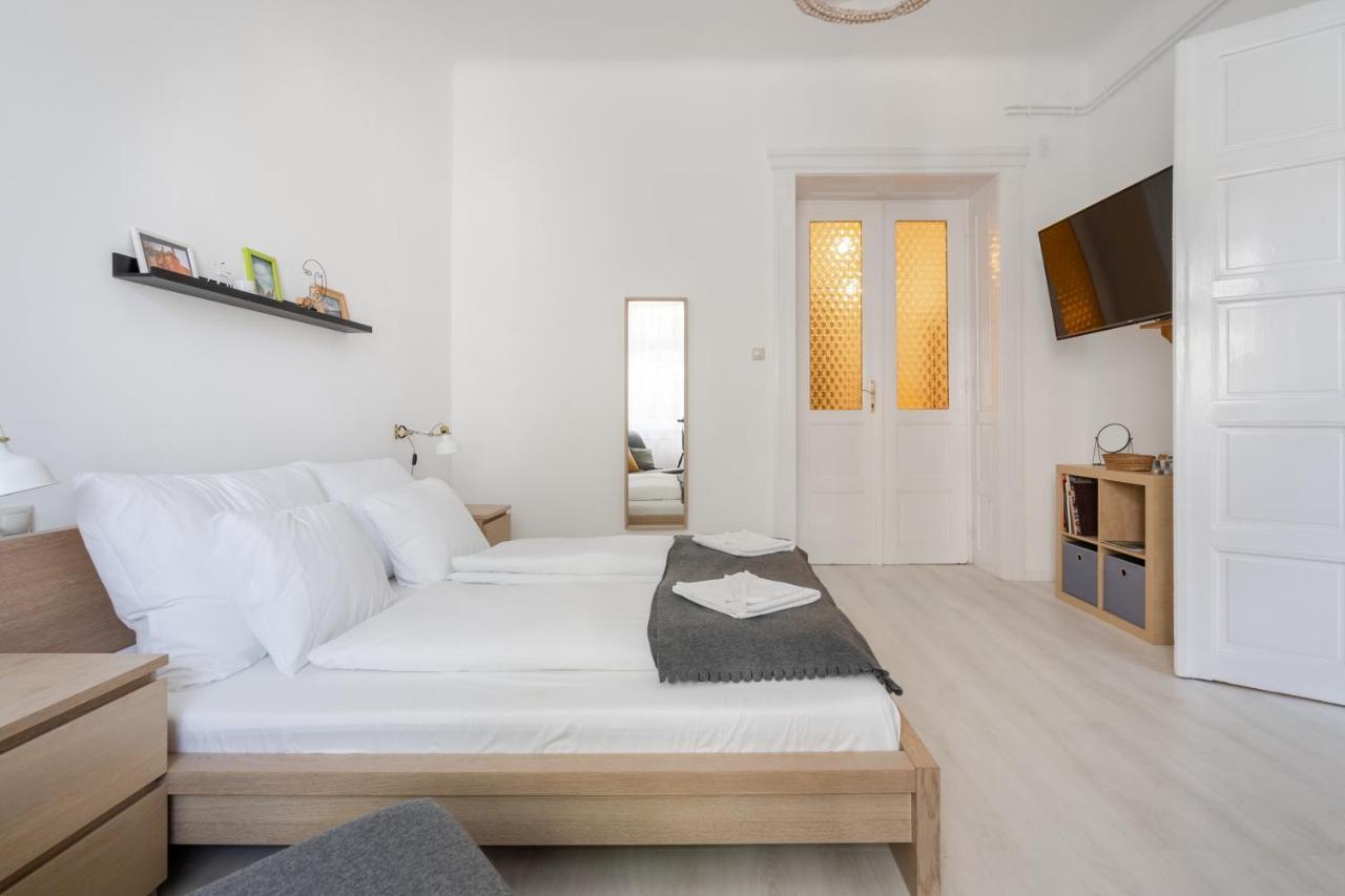 Gellert Mountain Apartment Budapest Exterior foto
